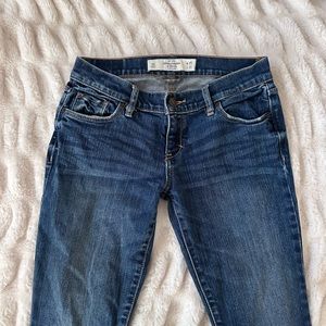 Abercrombie Perfect Stretch Straight Leg Jeans, Size 25